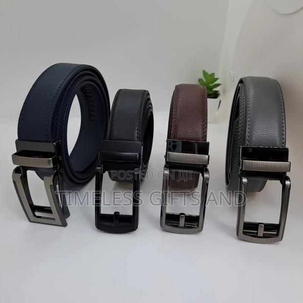 Men Simple Leather Belts