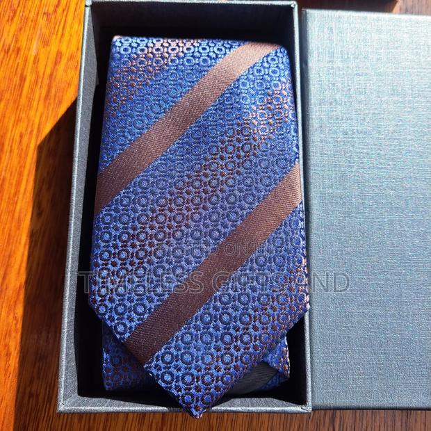 Men Blue Brown Stripes Silk Tie