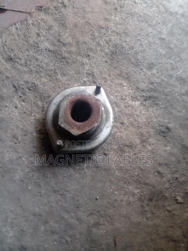 Toyota Passo New/ Old Shock Mount - main view