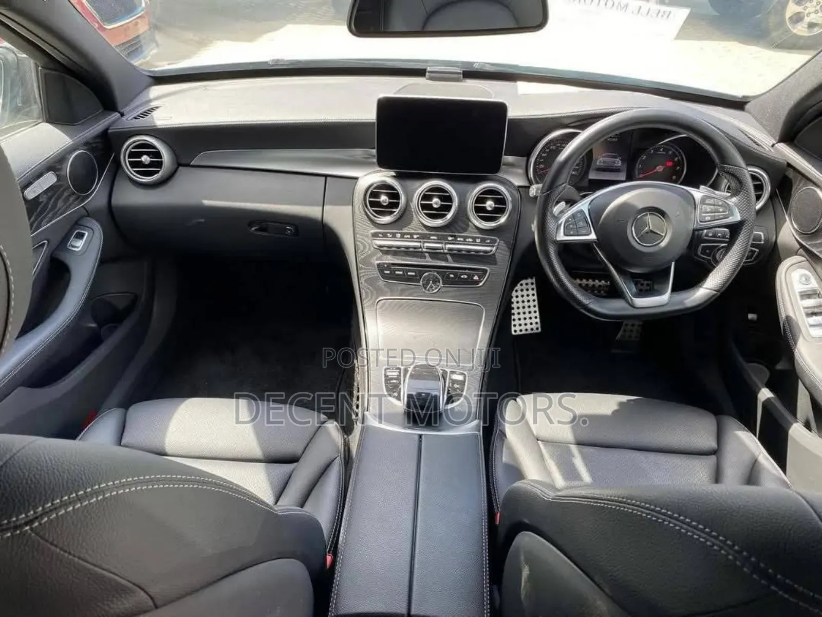 Mercedes-Benz C180 2018 Silver