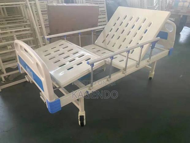 3 Crank Hospital Bed - thumbnail 3