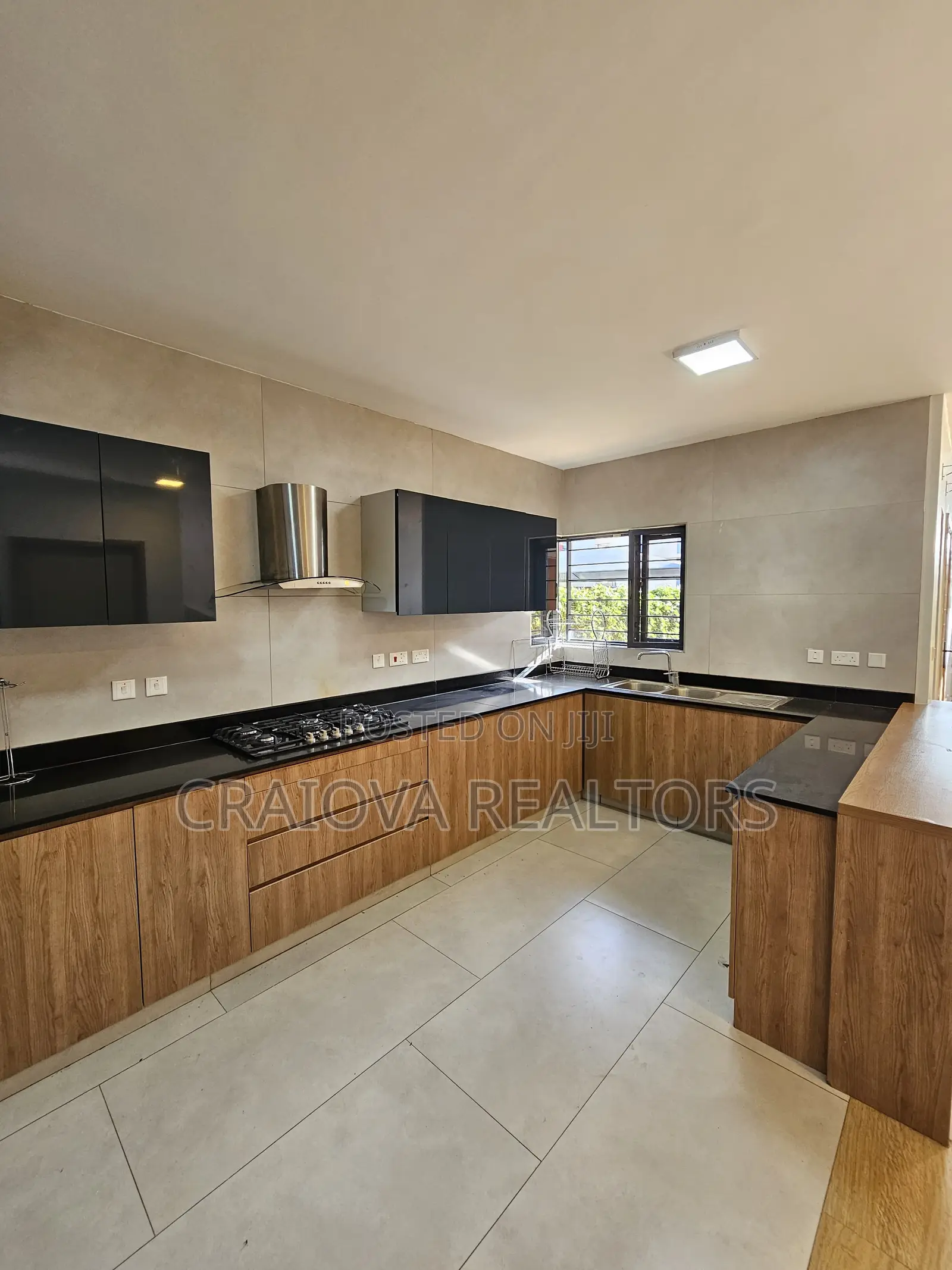 4bdrm Villa in Langata for sale