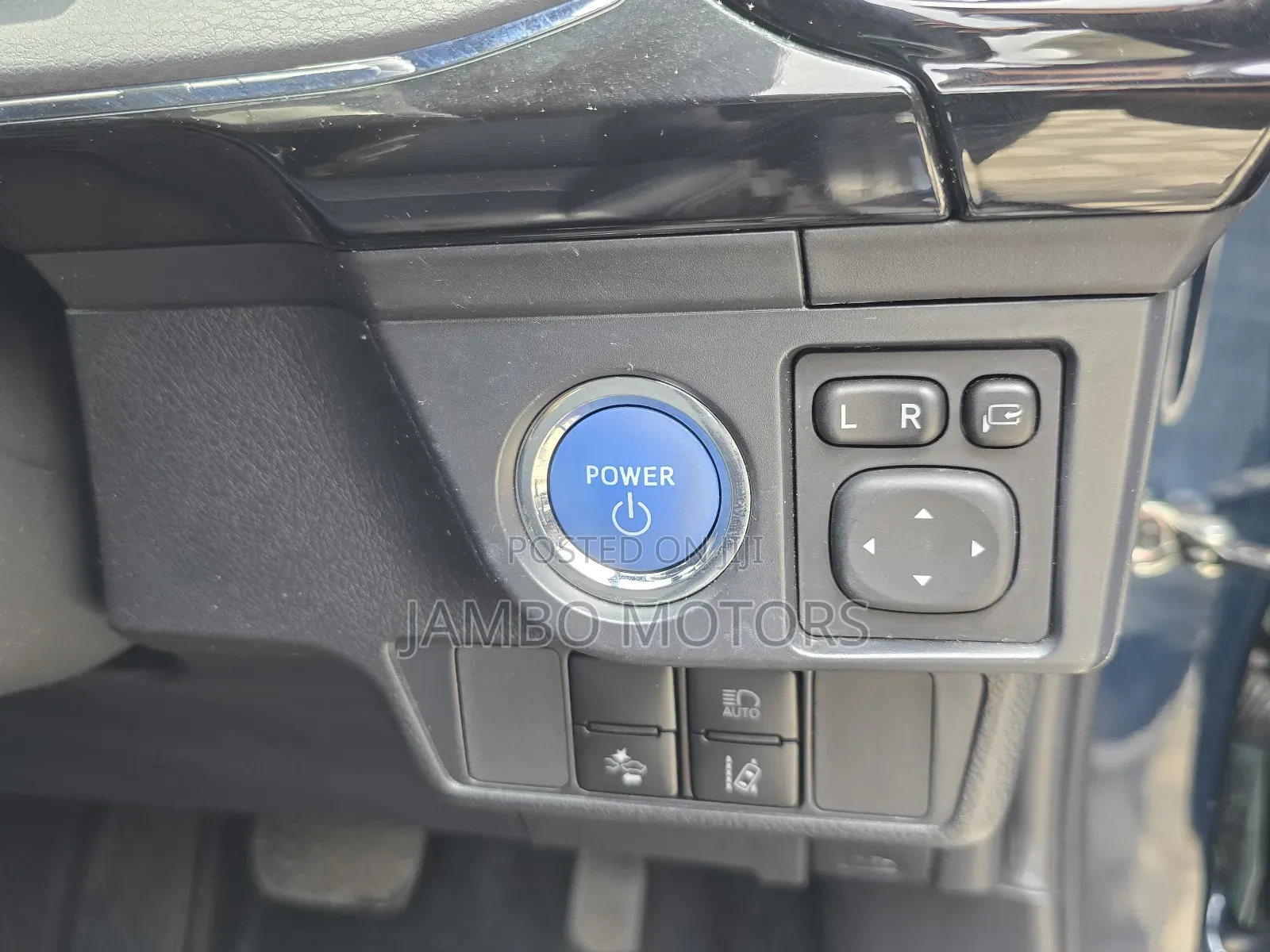 Toyota Corolla Fielder 1.5 Hybrid FWD 2019