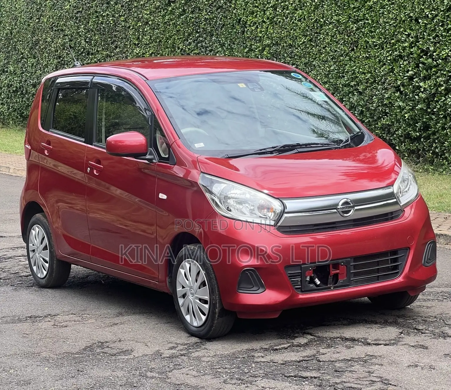 Nissan Dayz 2018 Red