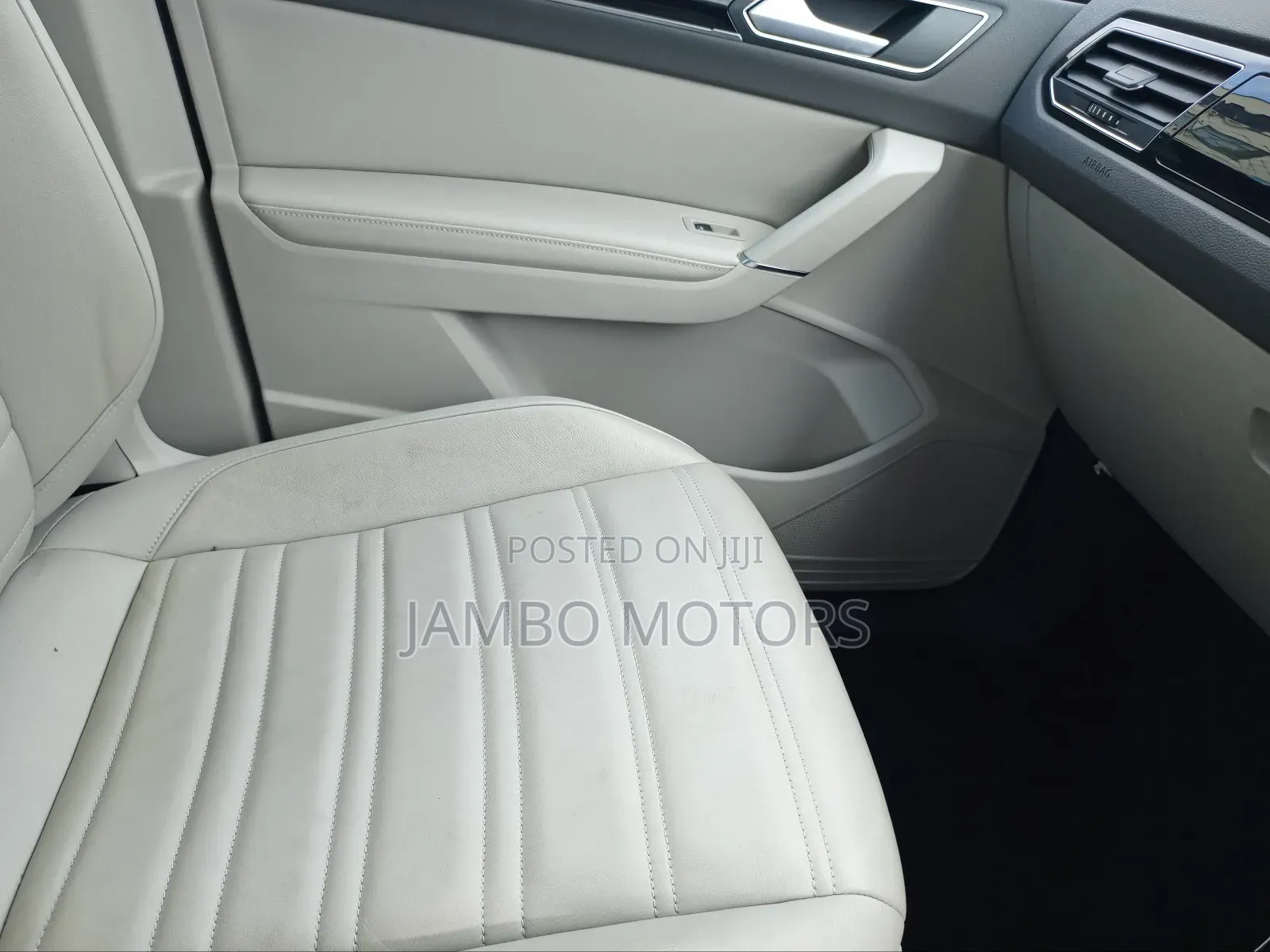 Volkswagen Touran 2018 Black
