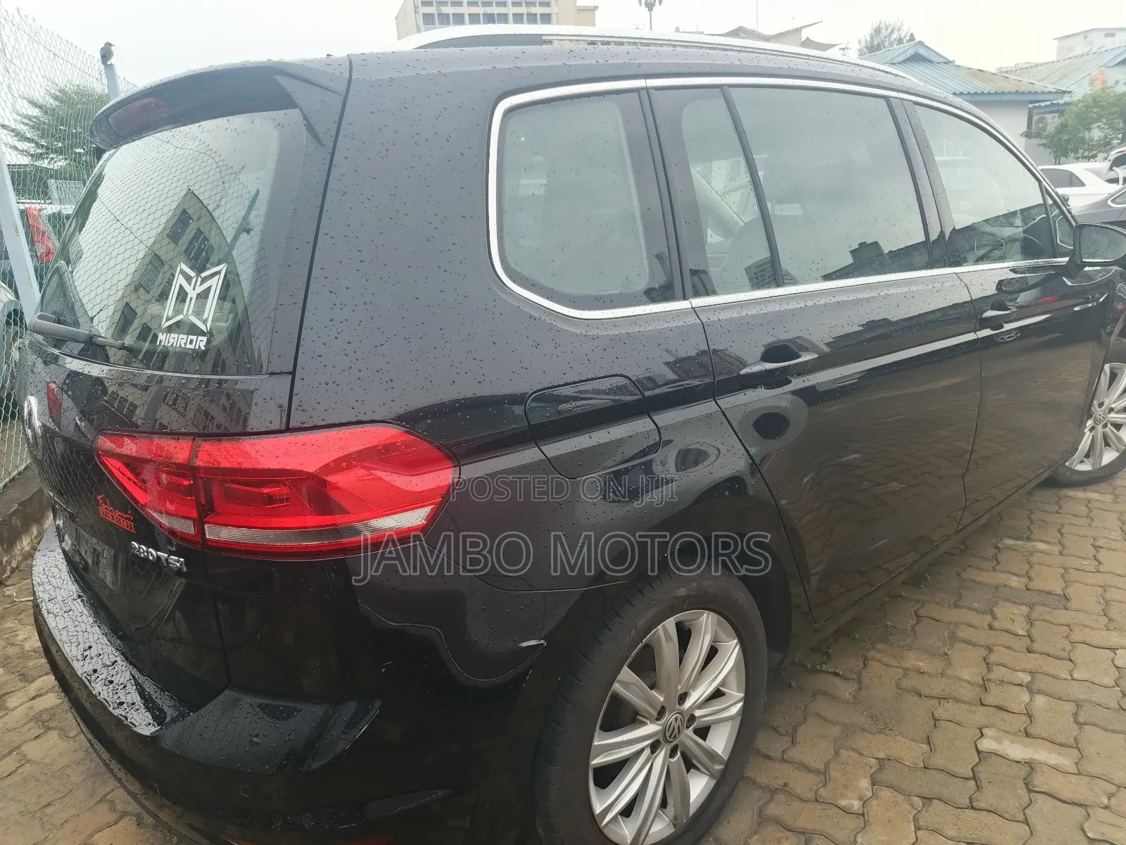 Volkswagen Touran 2018 Black