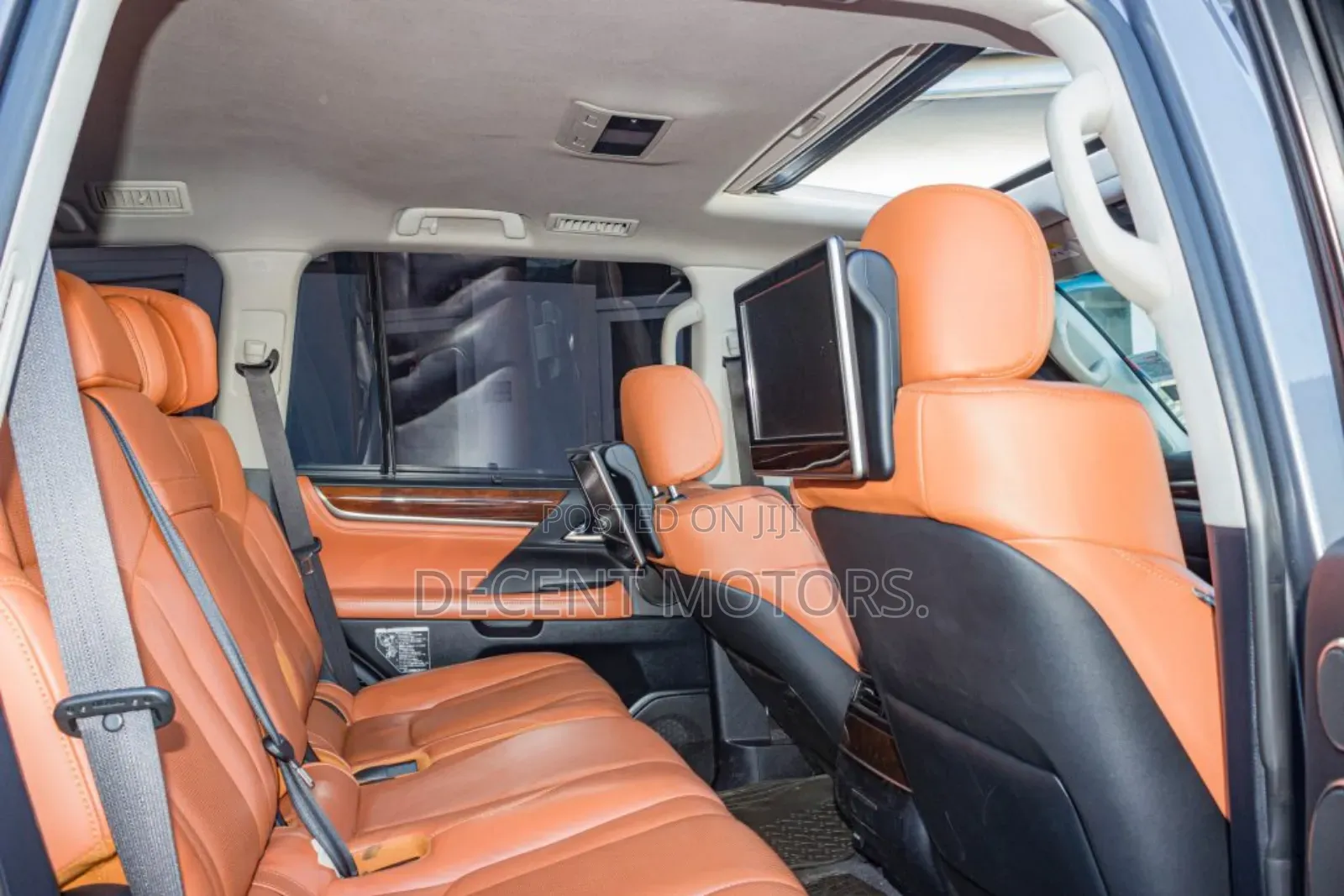 Lexus LX 570 AWD 2017 Gray