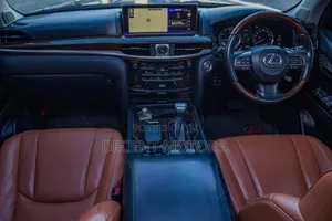 Lexus LX 570 AWD 2017 Gray