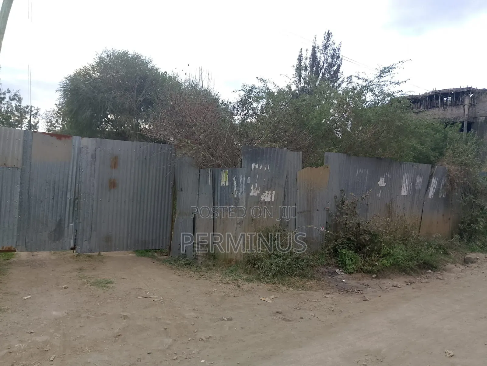 Land on Quick Sale 3/4 Acre.