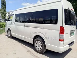 Toyota HiAce 2020 White