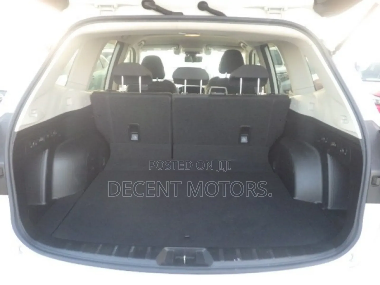 Subaru Forester Premium AWD 2019 White