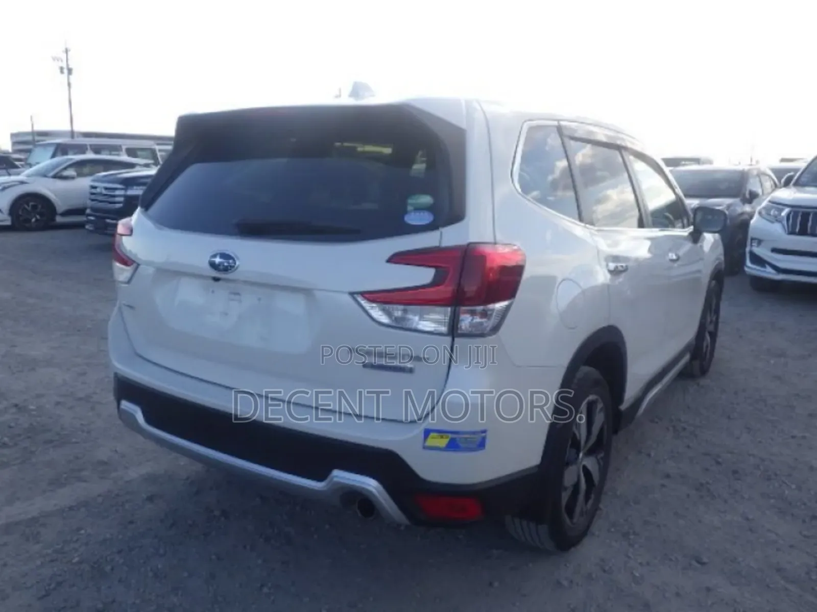 Subaru Forester Premium AWD 2019 White