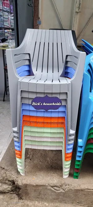 Long Arms Plastic Chairs