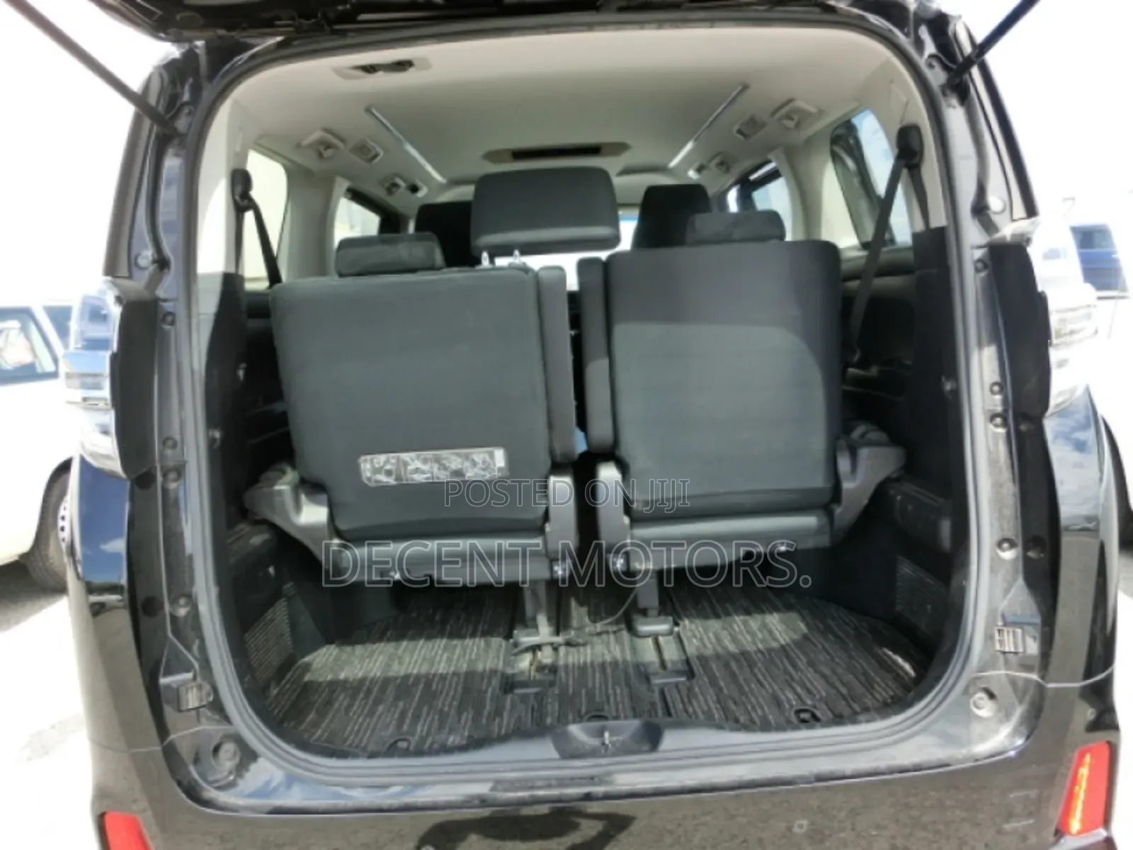 Toyota Alphard 2.5 Petrol FWD 2018 Black