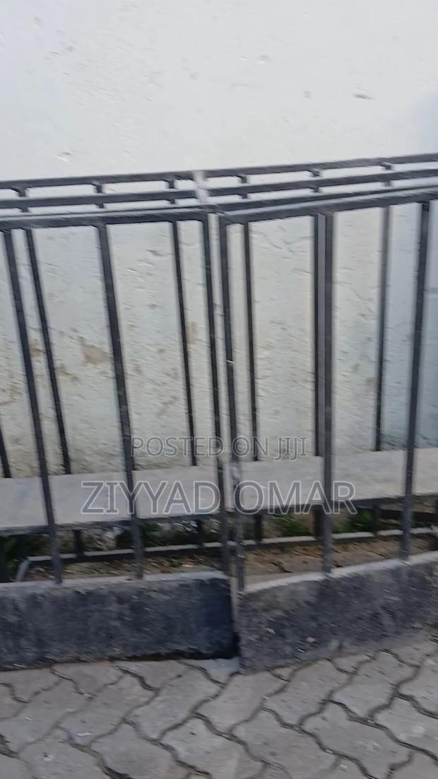 Gas Cylinder Cage