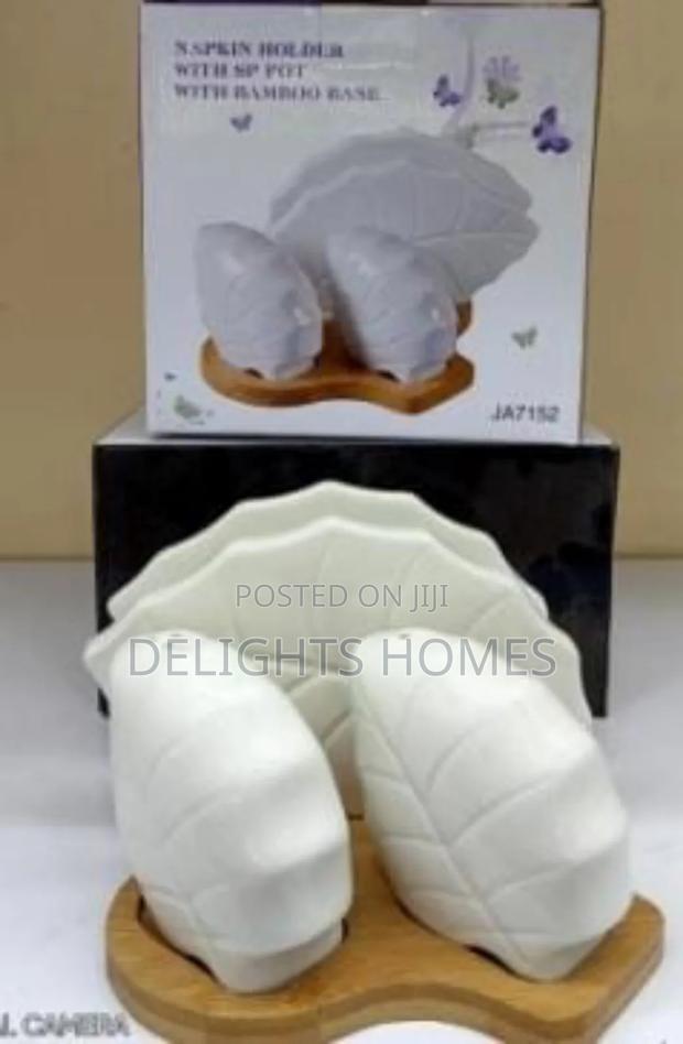 Napkin Holder With Salt Shake-Pa
