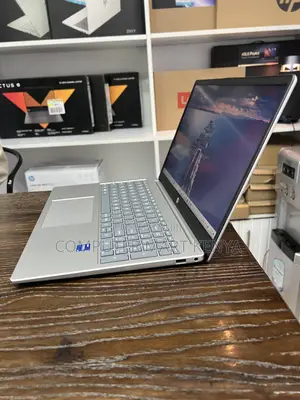 New Laptop HP 15 8GB Intel Core I7 SSD 512GB