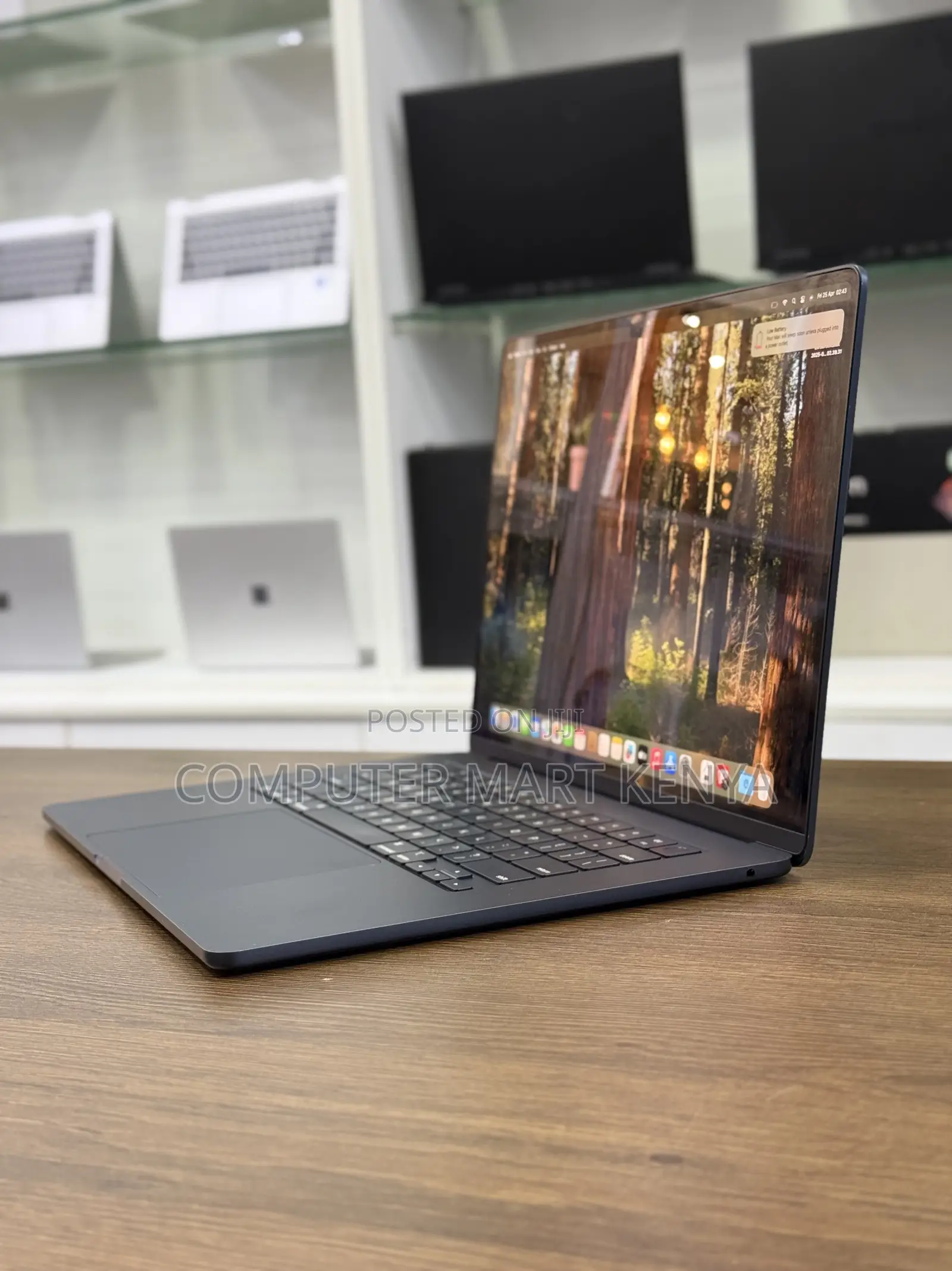 Laptop Apple MacBook Air 2022 M2 8GB Apple M2 SSD 256GB