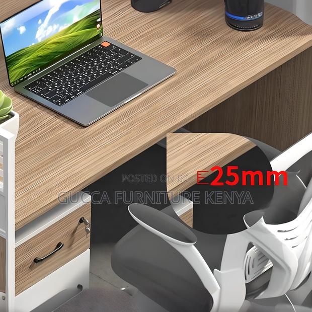 Workstation: Spacious Office Workstation for 4-People - thumbnail 6