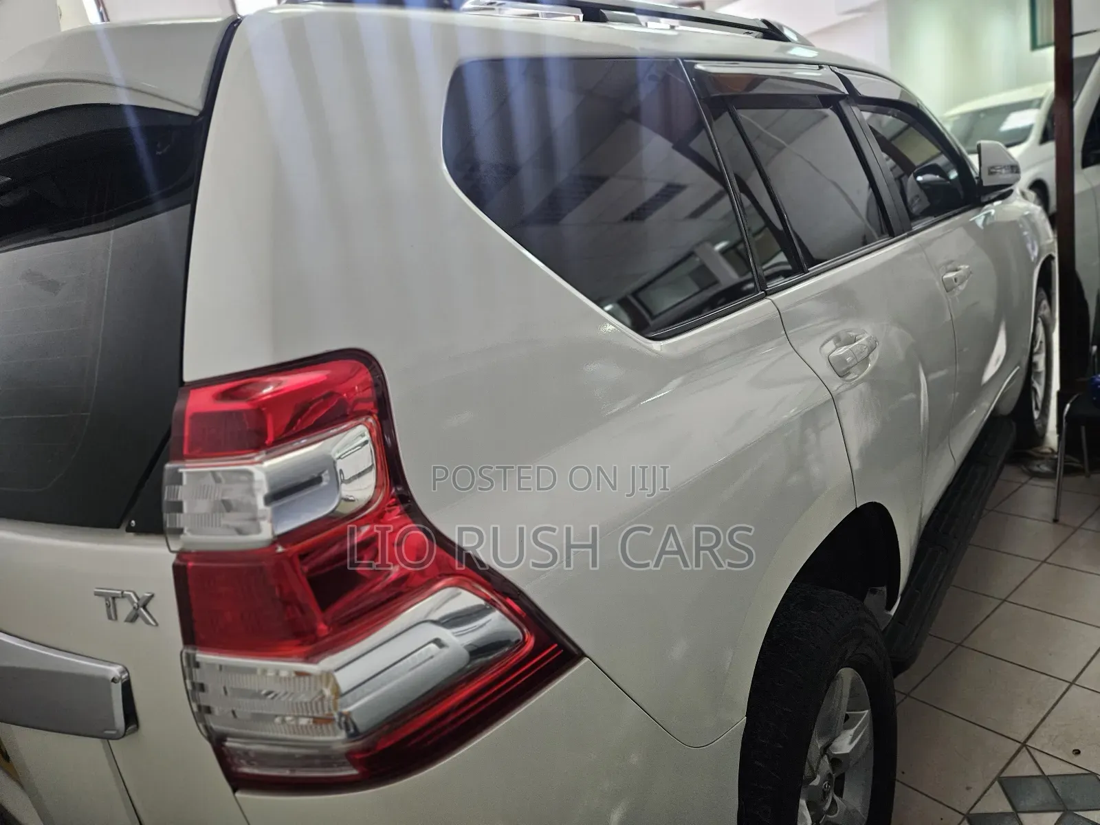 Toyota Land Cruiser Prado 2014 White
