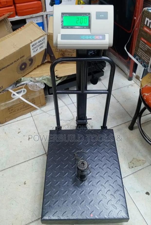 A12 Digital Weighing Scale With Small Base and Guard