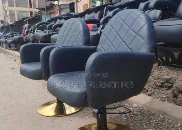 Hydraulic Styling Chairs - main view