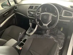 Suzuki Sx4 1.6 SUV Petrol FWD 2017 Off white
