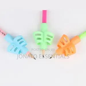 Ergonomic Pen Holder Set for Kids