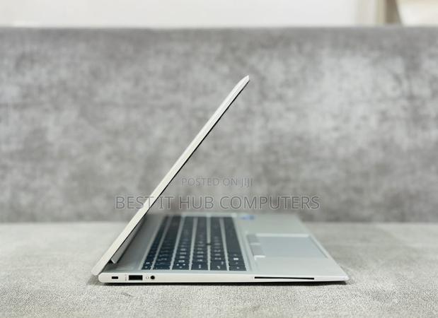 Laptop HP EliteBook 850 G8 16GB Intel Core I7 SSD 512GB - thumbnail 4