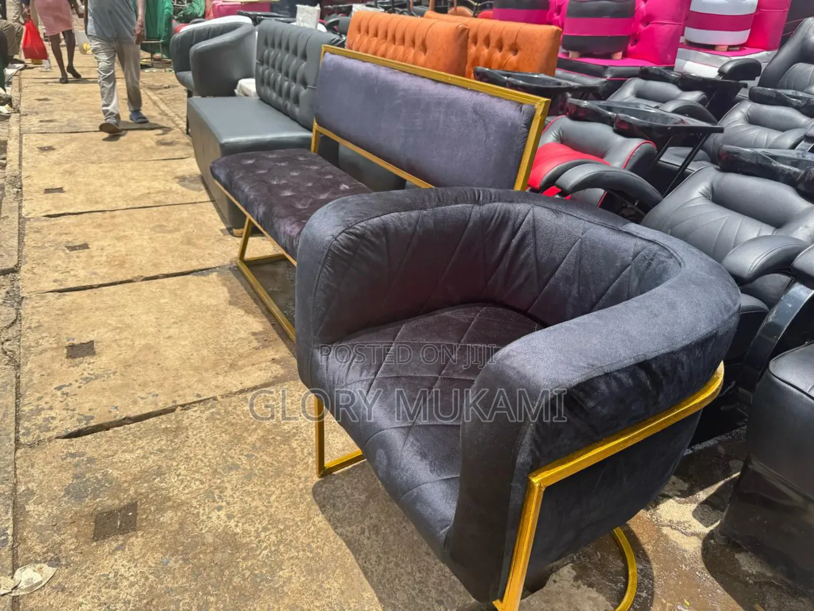 Black Manicure Set Chair