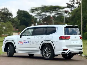 New Toyota Land Cruiser 3.3 Diesel 4WD 2022 White