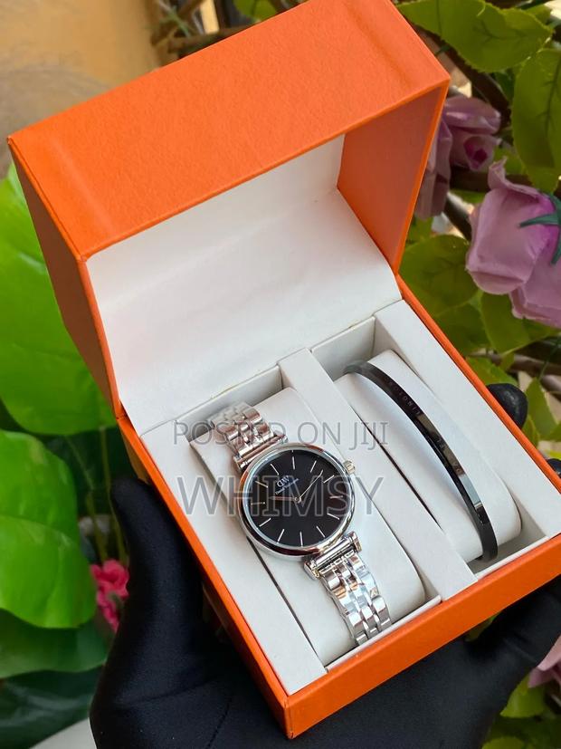 Classy Daniel Wellington Ladies Watch X Bracelet Gift Set