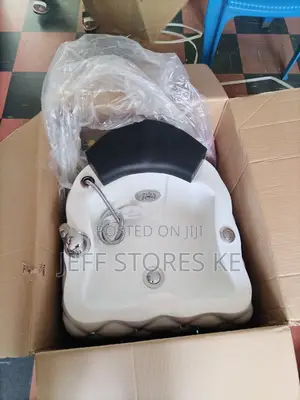 Quality Vera White Fibre Spa