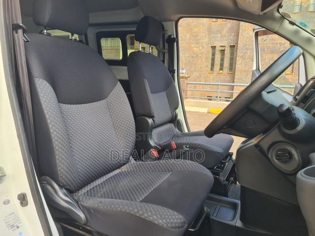 Nissan NV200 2018 White - thumbnail 5