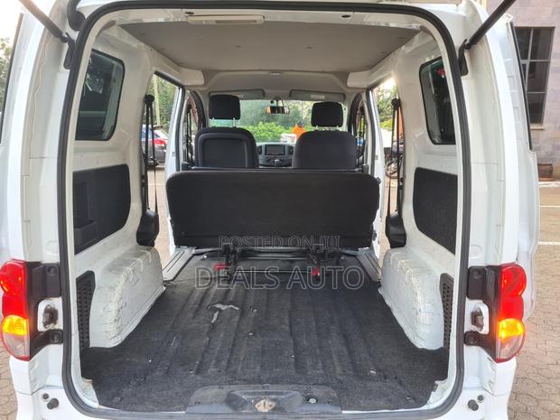 Nissan NV200 2018 White - thumbnail 12