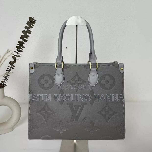 Medium Size Tote Louis Vuitton Handbag - thumbnail 2
