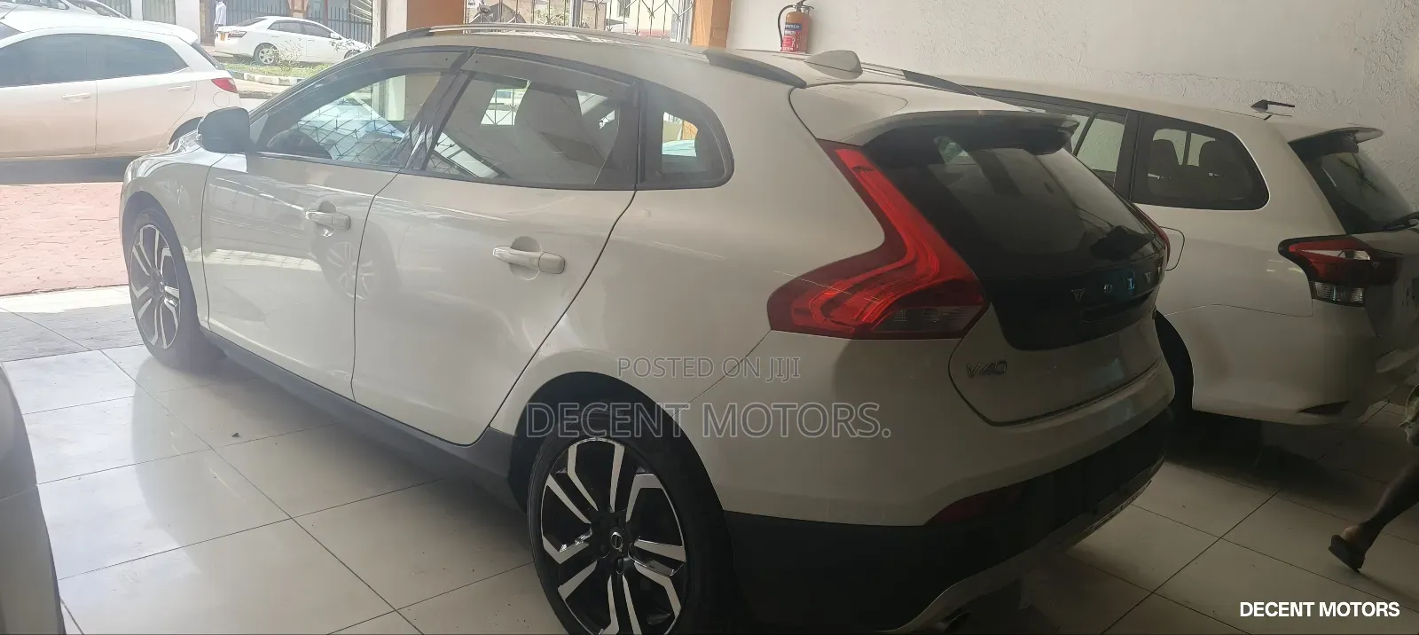 Volvo V40 2018 White