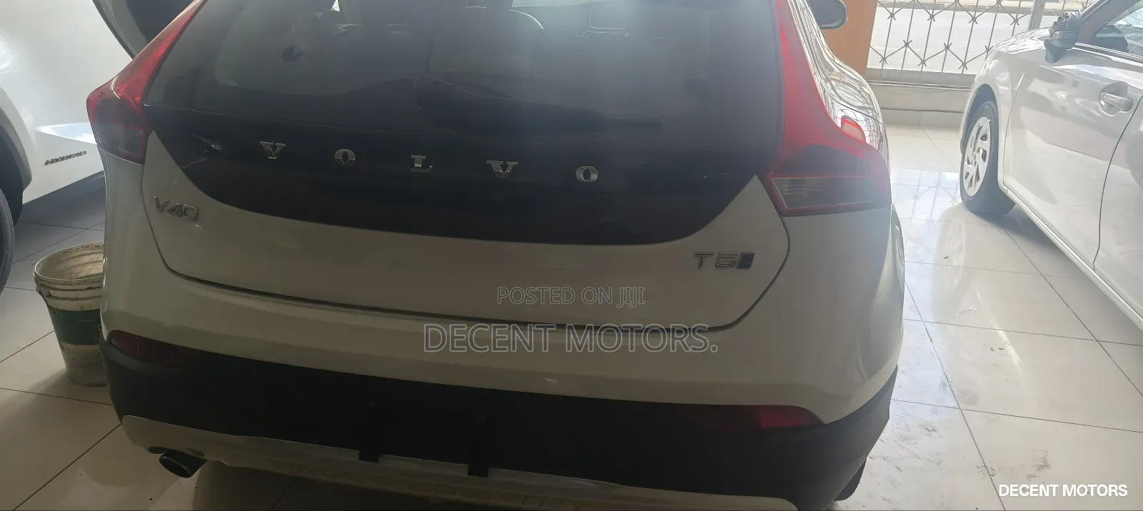 Volvo V40 2018 White