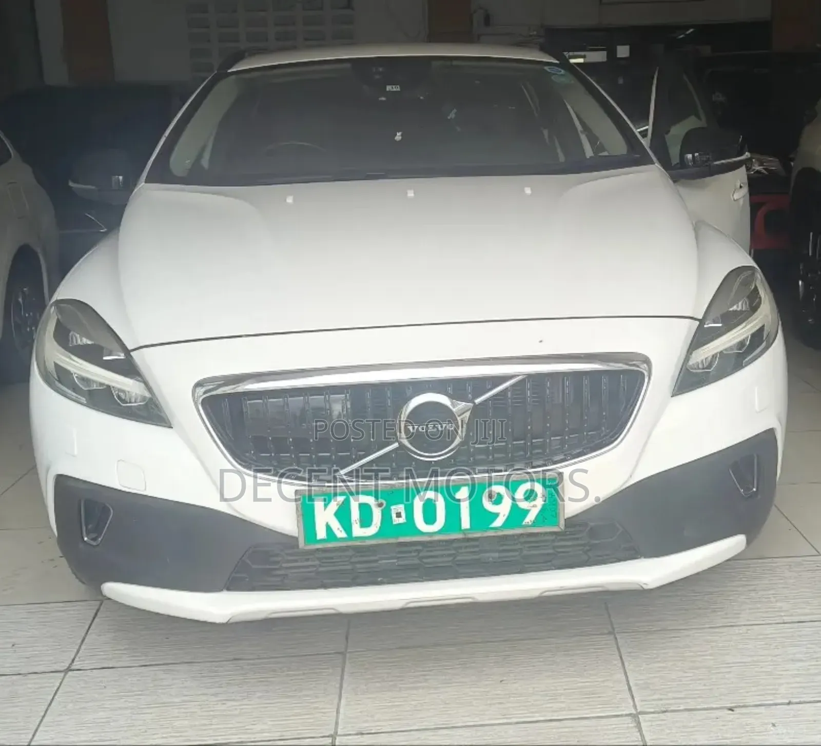 Volvo V40 2018 White