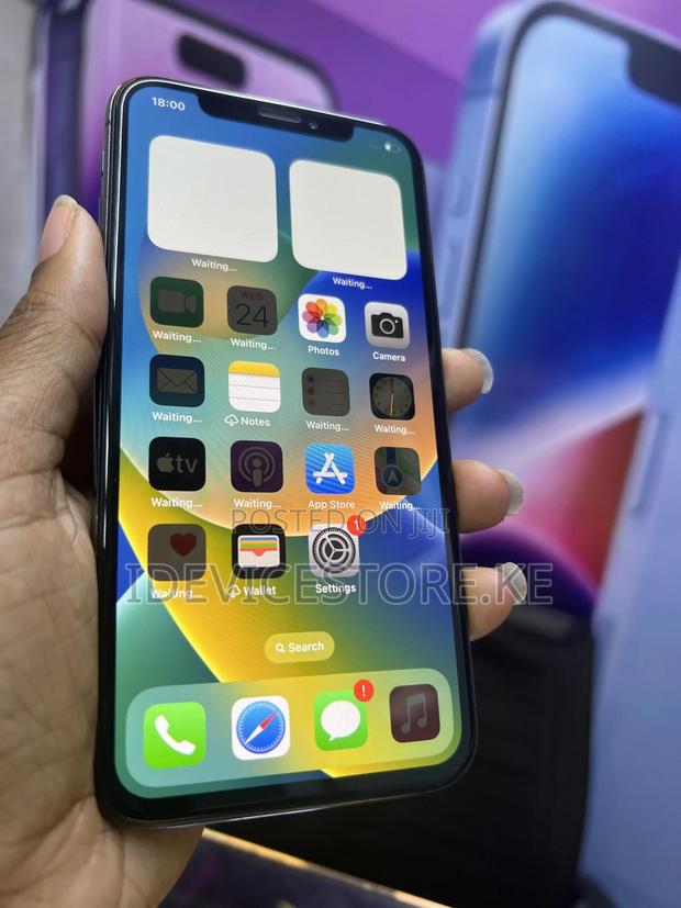 Apple iPhone X 256 GB Black - thumbnail 2