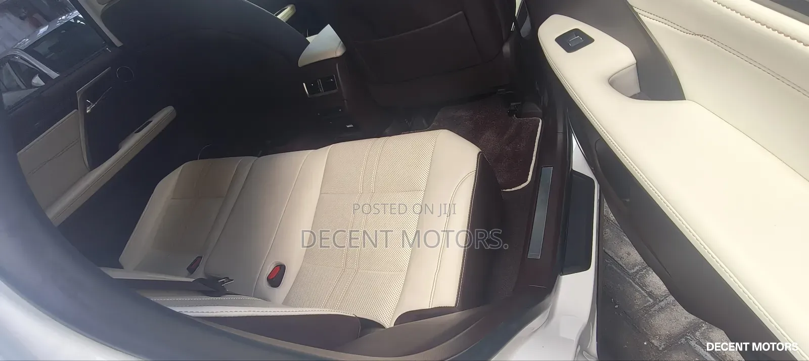 Lexus RX 300 4WD 2019 White