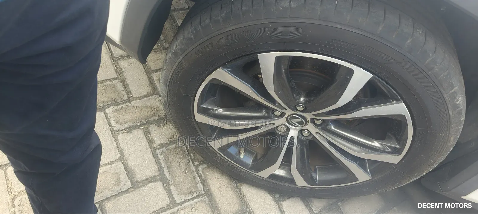 Lexus RX 300 4WD 2019 White