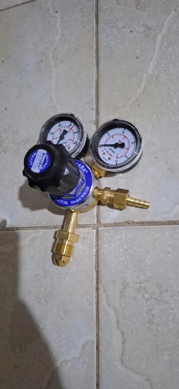 Oxygen Regulator - main view