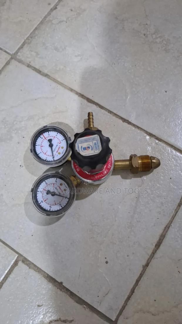 Acetylene Gas Regulator - main view