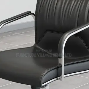 Office Chair: Efficient Leather Boardroom Office Chair