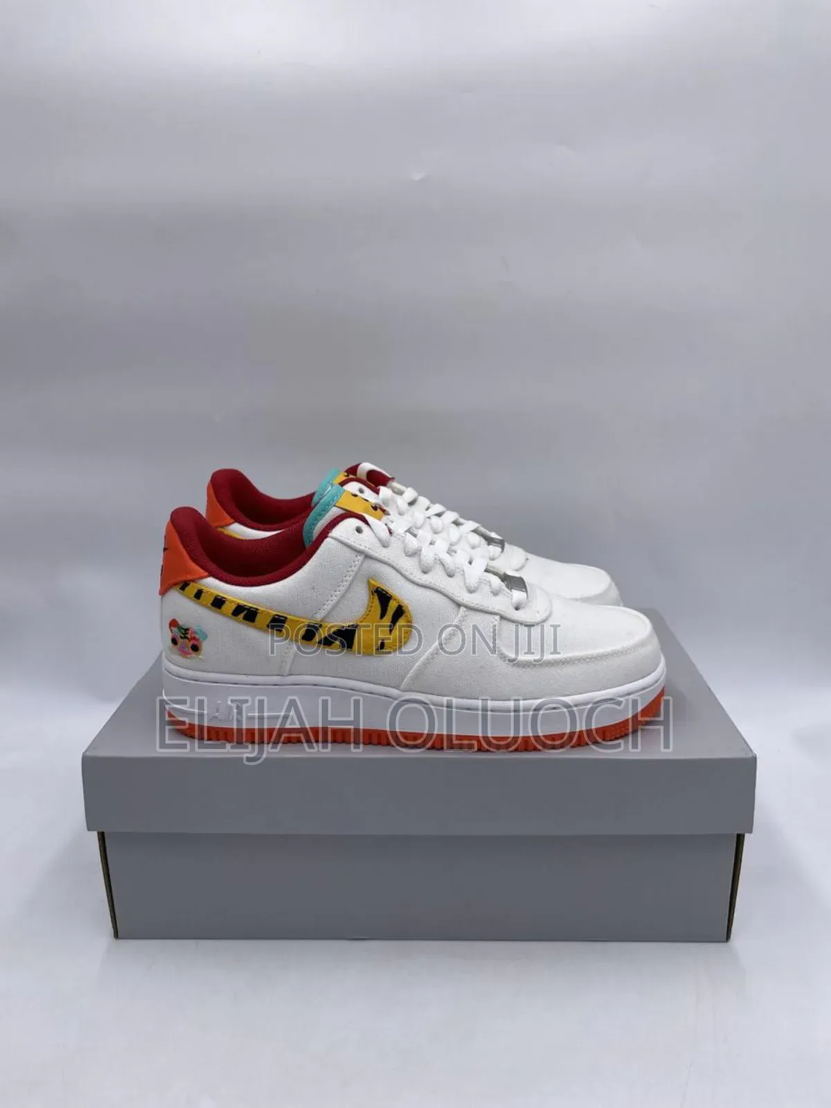 Airforce 1 Year of the Tiger  
Quality 
Size 40-45