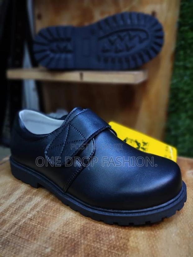 School Shine Shoe's 27-37 - main view