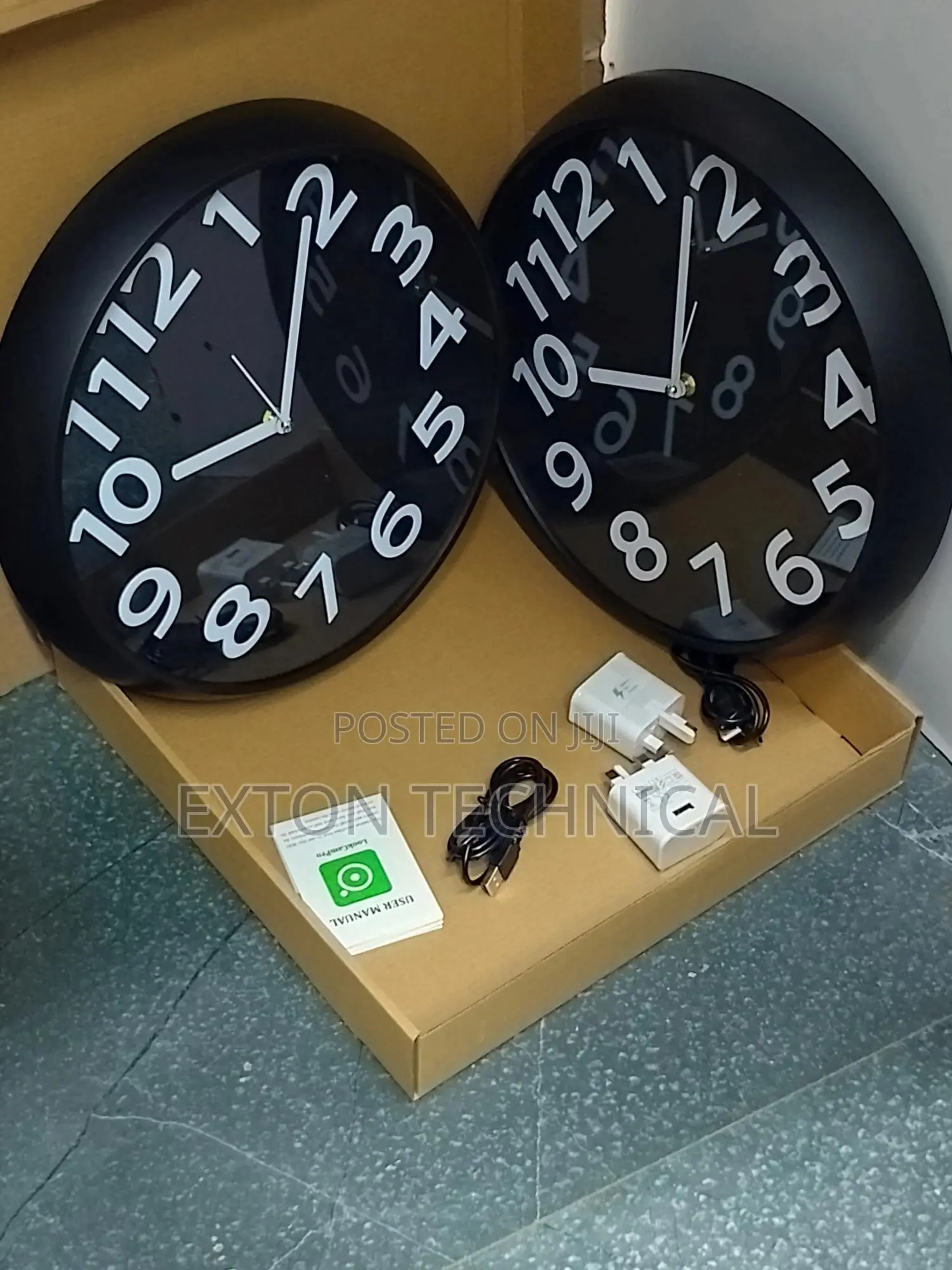 In Built Battery Wall Clock Spy Camera