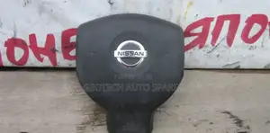 Nissan Bluebird Steering Airbag Available
