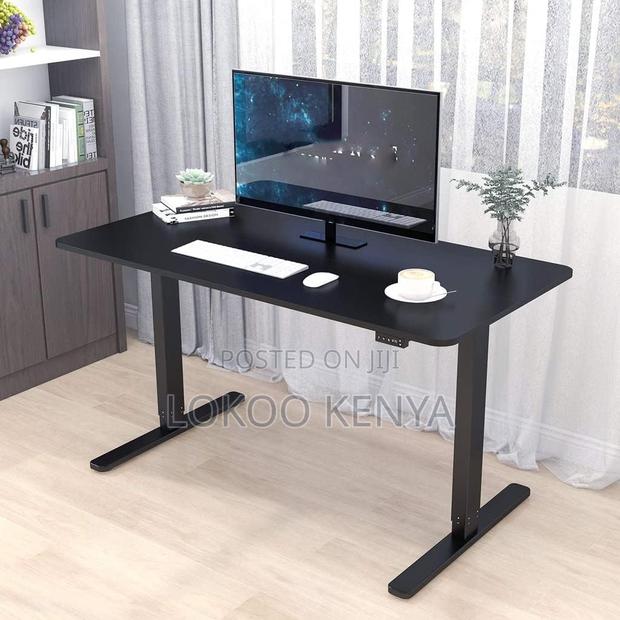Office Desk: 1400mm Pop-Up Electric Office Desk